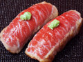 にぎり寿司牛肉たたき山葵のせ