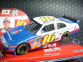 SCX　1/32ｽﾛｯﾄｶｰ    #16　GrecBiffle "SherwinWilliams" 　FORD　FUSION 　    入荷済み★！