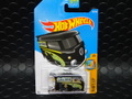 ﾎｯﾄｳｨｰﾙ　1/64　ﾀﾞｲｷｬｽﾄﾓﾃﾞﾙ　★MICRO　VW BUS "SURFs UP” ★カワイイVWバスに「ムーンアイズ/サーフアップ」が登場！！　