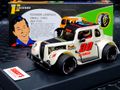 Pioneer 1/30 ｽﾛｯﾄｶｰ　P081◆ LEGENDS RACER,　 '34 FORD COUPE, White/Black #30　　★'34 フォード/レジェンドレーサー。再入荷しています！