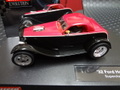 Carrera　1/32　SlotCar　　27201◆Ford '32 Hot Rod 　"SuperCharged  " 　red&black　　　エレガントなホットロッド★テールランプ・ライト点灯