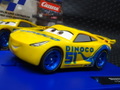 Carrera　Digital132 　ｽﾛｯﾄｶｰ　30807◆Disney·Pixar Cars 3 - ”Dinoco Cruz" 　【ﾃﾞﾞｨｽﾞﾆｰﾋﾟｸｻｰ・ ｶｰｽﾞ3 】 　早くも新製品「ダイナコ・クルーズ」デジタル・アナログ共用★待望の再入荷！！