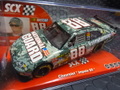 SCX　1/32ｽﾛｯﾄｶｰ   63940◆　Chevorett Impala-SS "National Guard" #88/Dale Earnhardt Jr   NASCAR      再入荷済み★希少モデル