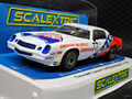 Scalextric 1/32 ｽﾛｯﾄｶｰ　C4300◆ Chevrolet  Camaro Z28 　＃77/Peter John. 　DTM 1982.　　カマロZ‐28でDTMに参戦してんですね！　★新発売・入荷しました！