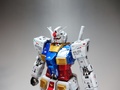チタニウムフィニッシュテイスト全塗装【プレシャス完成品】 バンダイ RG 1/144 RX-78-2 ガンダム Ver.2.0