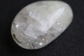 キラキラ＆レインボー ロシア産フェナカイト・タンブル 30.9ct