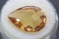 超透明！ロシア産ゴールデン・ダンビュライト10.1ct【最高品質・高波動・超透明・超光沢・超激レア】