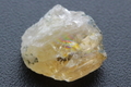 極上オレンジピーチカラー！超透明25.5ct！まるごとガラス光沢！超高波動ロシア産フェナカイト原石【最高品質・超透明・超光沢・レインボー・超激レア】