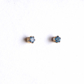 ピアス☆希少 カラーチェンジ アウイナイト（2mm）