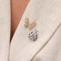 ロンドン John Lewis 厳選　２点セット　テントウ虫と蝶　ラインストーンブローチ　Jon Richard Brooch 	