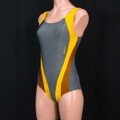 状態良好 つるテカ グレー 胸パッド付 Speedo スピード レディース 競泳水着 L e5995