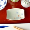 薄青磁色の牡丹花柄の可愛らしい豆鉢/のぞき/醤油皿/小付け鉢