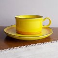可愛い黄色のレトロなティーカップ＆ソーサー