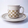 昭和レトロSTONE WAREブラウン系チェッカー格子柄コーヒーカップ＆ソーサー
