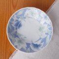 昭和レトロ食器/爽やかな水色の百合の花柄のお皿/平中鉢