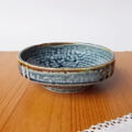 昭和レトロ食器/藍色イラボフチさび中梅花紋中鉢