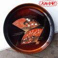 漆器盆/キラキラオレンジ赤黒光琳梅花菊桔梗紅葉扇柄が美しい円形お盆トレーφ30cm/訳ありアイテム