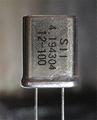 SII・SEIKO 水晶発振子 4.194304MHz (HC-18/U) [2個組]