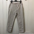 NATURAL　LAUNDRY ロイカストレッチテーパードパンツ（2）サンドベージュ