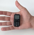 消しゴムサイズの携帯電話「Zanco tiny t2」