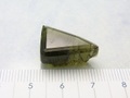 穴あきカットルース／片面非研磨／13.3ct