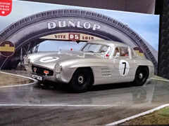 SCX　1/32 ｽﾛｯﾄｶｰ  U10568 ◆ Mercedes-Benz 300 SL Coupe #7　 Le Mans 24h 1956.　-Limied of 1000-  化粧箱入り限定モデル★入荷しました。ご注文はお早めに～