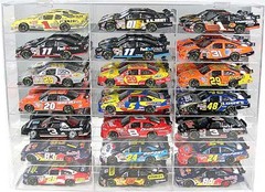 1/24　NASCAR用 　　SK124-21◆アクリル・ディスプレーケース　　背面ミラー仕上げ/1:24ｽｹｰﾙ 21台収納　　コンパクトに豪華に飾れる！★出し入れ簡単！