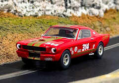 Scalextric 1/32 ｽﾛｯﾄｶｰ　C4658 ◆  Shelby GT350H -Red and Gold-.　シェルビーGT350にニューカラー登場！◆4月発売・入荷予定！