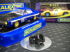 ｵﾘｼﾞﾅﾙ･ﾒｲﾄﾞ 1/32 　ウレタン・スリックタイヤ◆スケレのトランザムカー　カマロ、L88コルベット、330P4、フォード・マスタングやトリノなどにも　　◆リヤ2本set　　　　　ハイグリップ from U.S.A.★トランザムカーや330P4にも！！　 