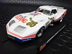 Monogram/Revell　1/32　ｽﾛｯﾄｶｰ　04855  ◆ GREENWOOD CORVETTE  #76/John Greenwood.  "Spilt of Sebring 76”   グリーウッド・コルベット　IMSA-GT セブリング　★ 海外取り寄せ品　希少モデル！　