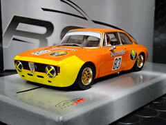 Revoslot　1/32 ｽﾛｯﾄｶｰ　RS0250◆  Alfa Romeo GTA #83 Jagermeister DRM 1972.　　金属製シャシー採用の人気モデル　★イエーガーマイスターが入荷！