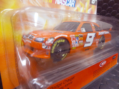 Carrera-Go ｽﾛｯﾄｶｰ 1/43　 ◆#9　KaseyKahne　"DODGE"　DodgeCharger　NASCAR　　　　1/32のコースでも走れます☆真っ赤なダッジチャージャー！