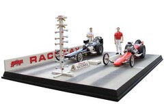 gmp　1/18　　　◆Drag　Strip　Giorama 　ドラッグ ジオラマset　 　チームクルー フィギュア2体付き　　（クルマは付きません）　★これに飾ればムード満点！臨場感最高！