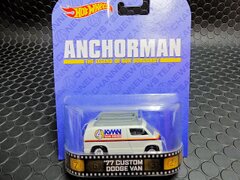 HOT WHEELS　1/64 ﾀﾞｲｷｬｽﾄﾓﾃﾞﾙ　　◆「THE ANCHORMAN」 1977 CUSTOM DODGE VAN　　人気！アンカーマンのTV中継車　　ムービーカー・コレクション◆入荷3台のみ！