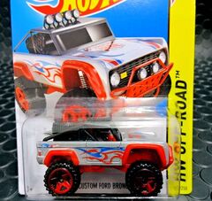 ﾎｯﾄｳｨｰﾙ　1/64　ﾀﾞｲｷｬｽﾄﾓﾃﾞﾙ　H/W 2015★ CUSTOM FORD BRONCO　カスタム・ブロンコ　★ニューモデル？