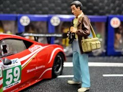 LeMans miniatures 1/32 ﾌｨｷﾞｭｱ 　　132047ｍ◆Robert, le photographe　　写真家のロバート　　 高品質レジン製フィギュア★大人のコレクション！