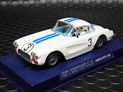 MR-Slotcar　1/32　ｽﾛｯﾄｶｰ  MR1502◆ Chevrolet Corvette C1　 #3/ John Fitch ＆ Bob Grossman.  Team Cunningham. 　1960 Le Mans Class Winner.    フローティングマウントボディー＆アルミシャシー！　★話題のニューモデルが入荷！