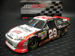 Action 1/24 ﾀﾞｲｷｬｽﾄﾓﾃﾞﾙ　　◆#29  Kevin Harvick 　"Budweiser/Realtree Outfitters"　2011- Impala 　　　SALE特価★新入荷！