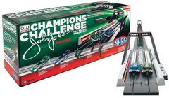 Autoworld 1/64　ﾄﾞﾗｯｸﾞﾚｰｽｾｯﾄ　　◆John Force "CHAMOPIONS CHALLENGE"　　ﾄﾞﾗｯｸﾞﾚｰｽset 　 ◎話題の新製品・入荷しました       ★プレゼントにも最高！