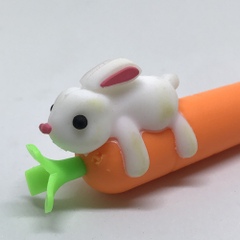 うさぎとニンジン　ボールペン