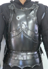 18ゲージスチール製 黒騎士 バルタザールシリーズ キュイラス