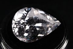世界最大級30.64ct！虹入り！極上宝石！最高波動ロシア産フェナカイト