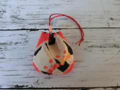 ＊プチ巾着・ポチ袋・帯飾り・にほひ袋＊キッチュな子猫＊古布・昭和レトロ