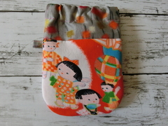 ＊古布リメイク・バネ口ポーチ・デジカメケース＊昭和の子供達とシャボン玉＊レトロ