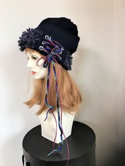 1530 編み上げ帽子＋お花と葉のハットピン（別売り）