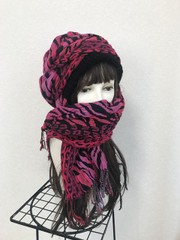 1829　布巻き帽：赤紫ゼブラヒョウ（ロング）