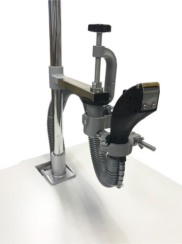 TVC-21FTS 残糸除去用バリカンカッター テーブル・クランプ付 フットスイッチ仕様