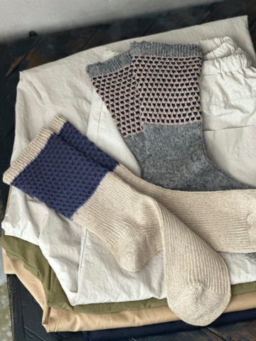 リネンコットンのフランドルソックス