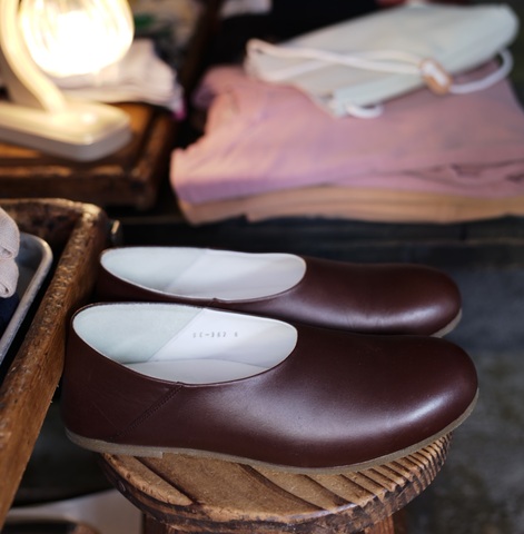 2way SLIP-ON バブーシュにもなるレザースリッポン