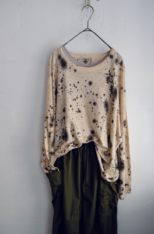 ICHI Antiquites 手染めリネン天竺の長袖ワイドプルオーバー